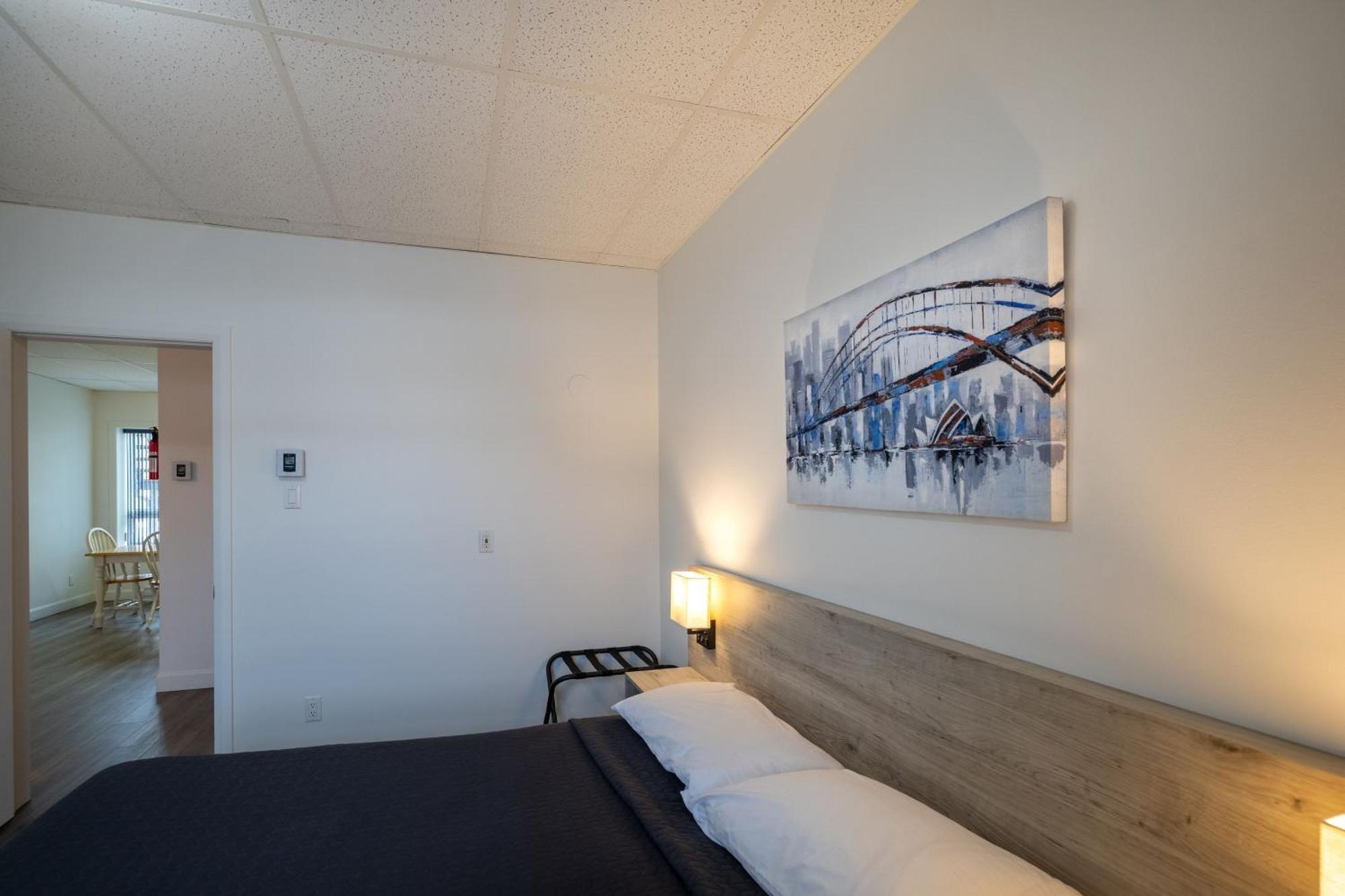 Motel Et Condo Chez Charley Sainte-Anne-de-Beaupré Eksteriør bilde