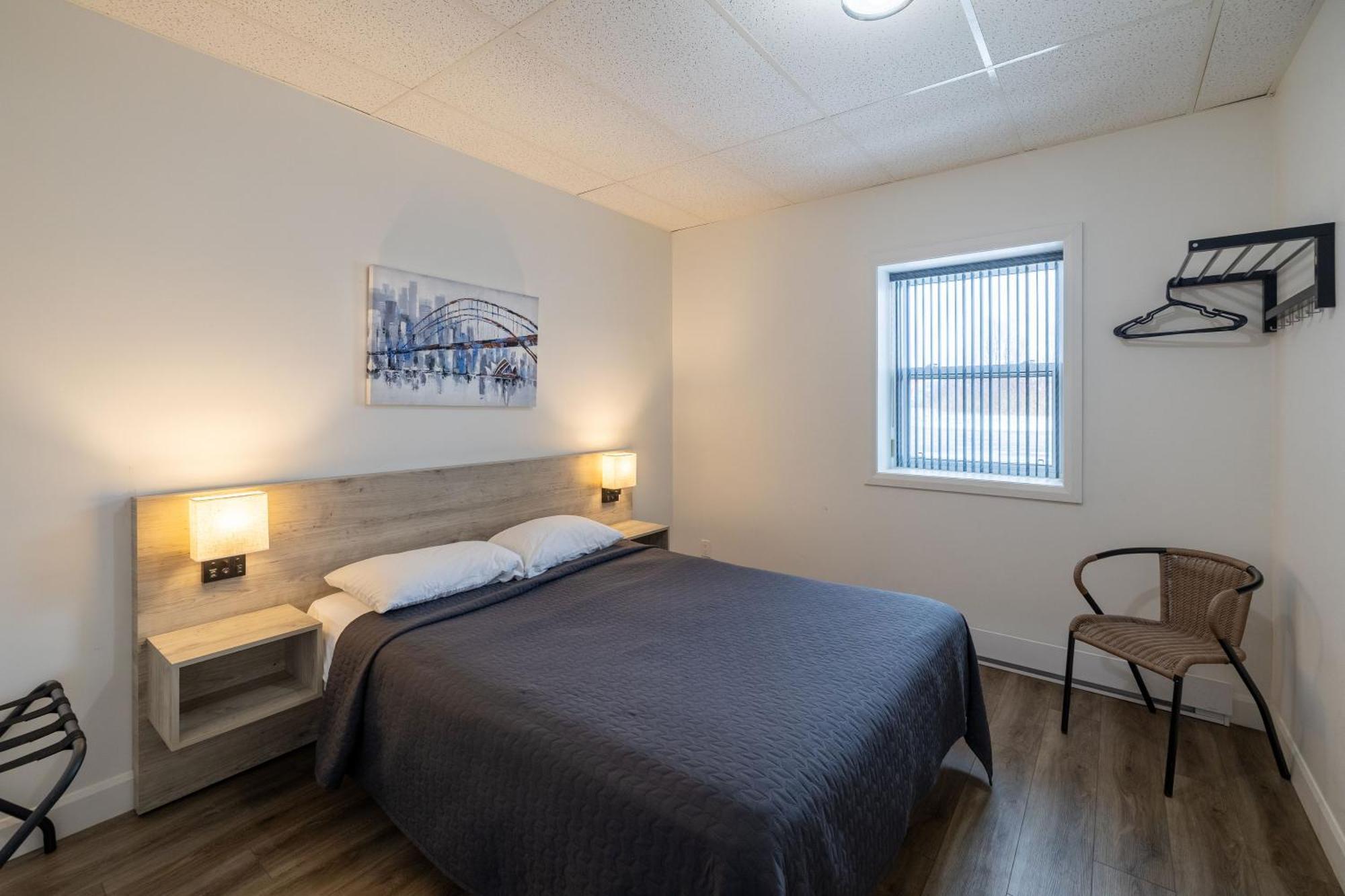 Motel Et Condo Chez Charley Sainte-Anne-de-Beaupré Eksteriør bilde