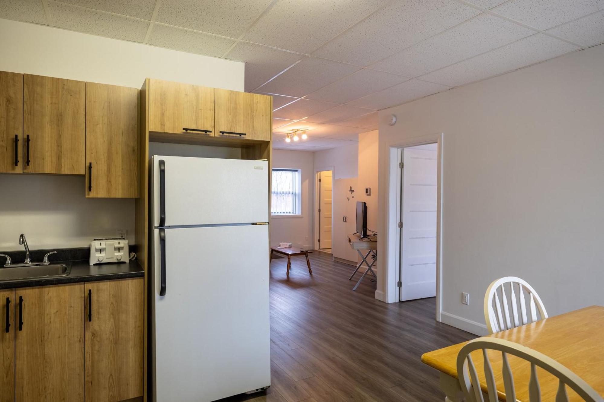 Motel Et Condo Chez Charley Sainte-Anne-de-Beaupré Eksteriør bilde