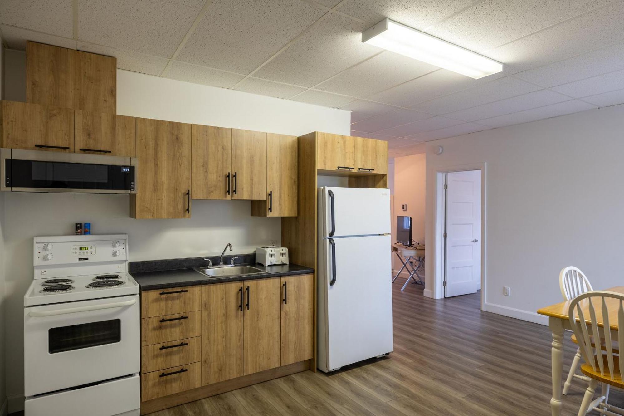 Motel Et Condo Chez Charley Sainte-Anne-de-Beaupré Eksteriør bilde