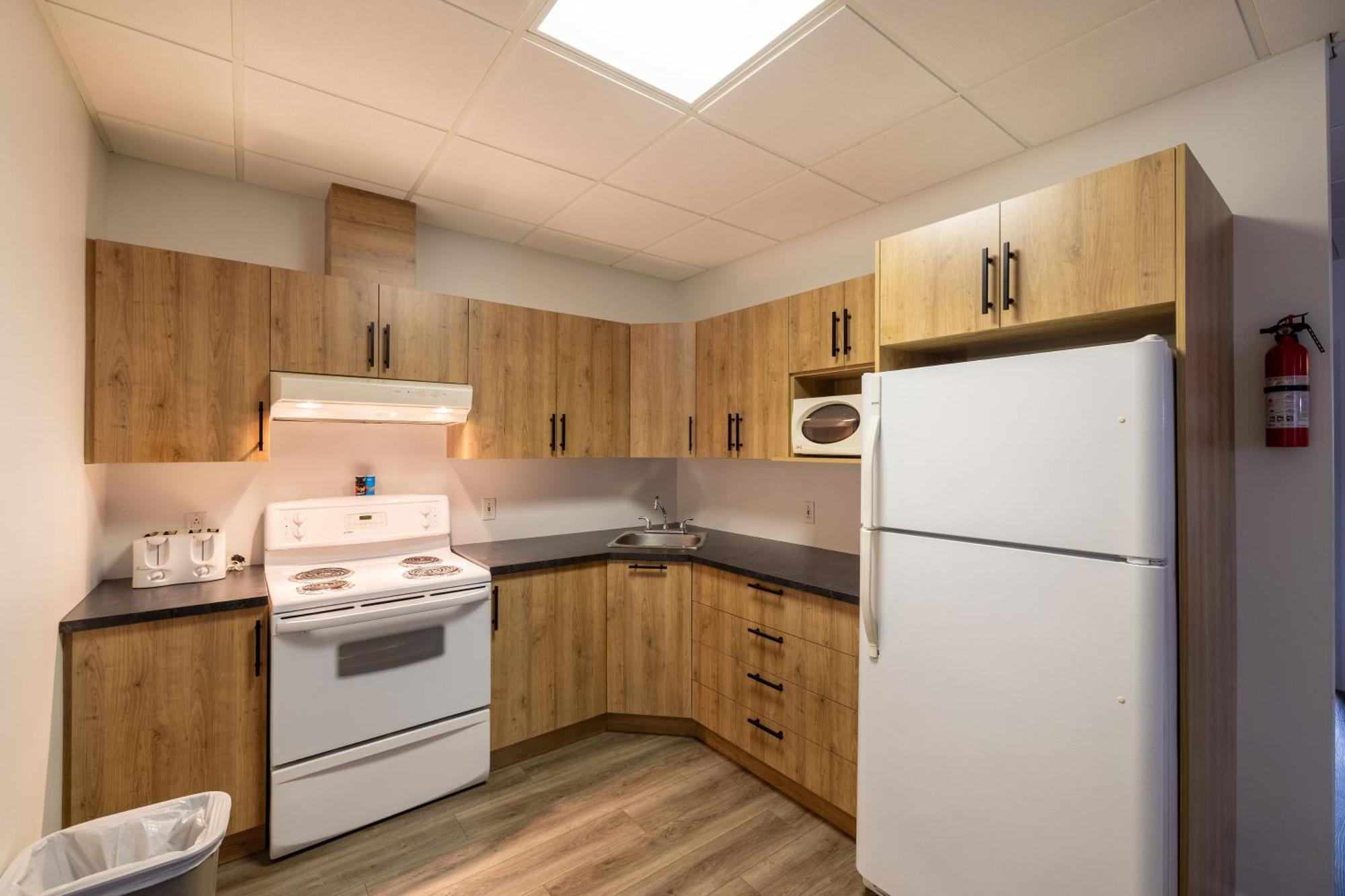 Motel Et Condo Chez Charley Sainte-Anne-de-Beaupré Eksteriør bilde
