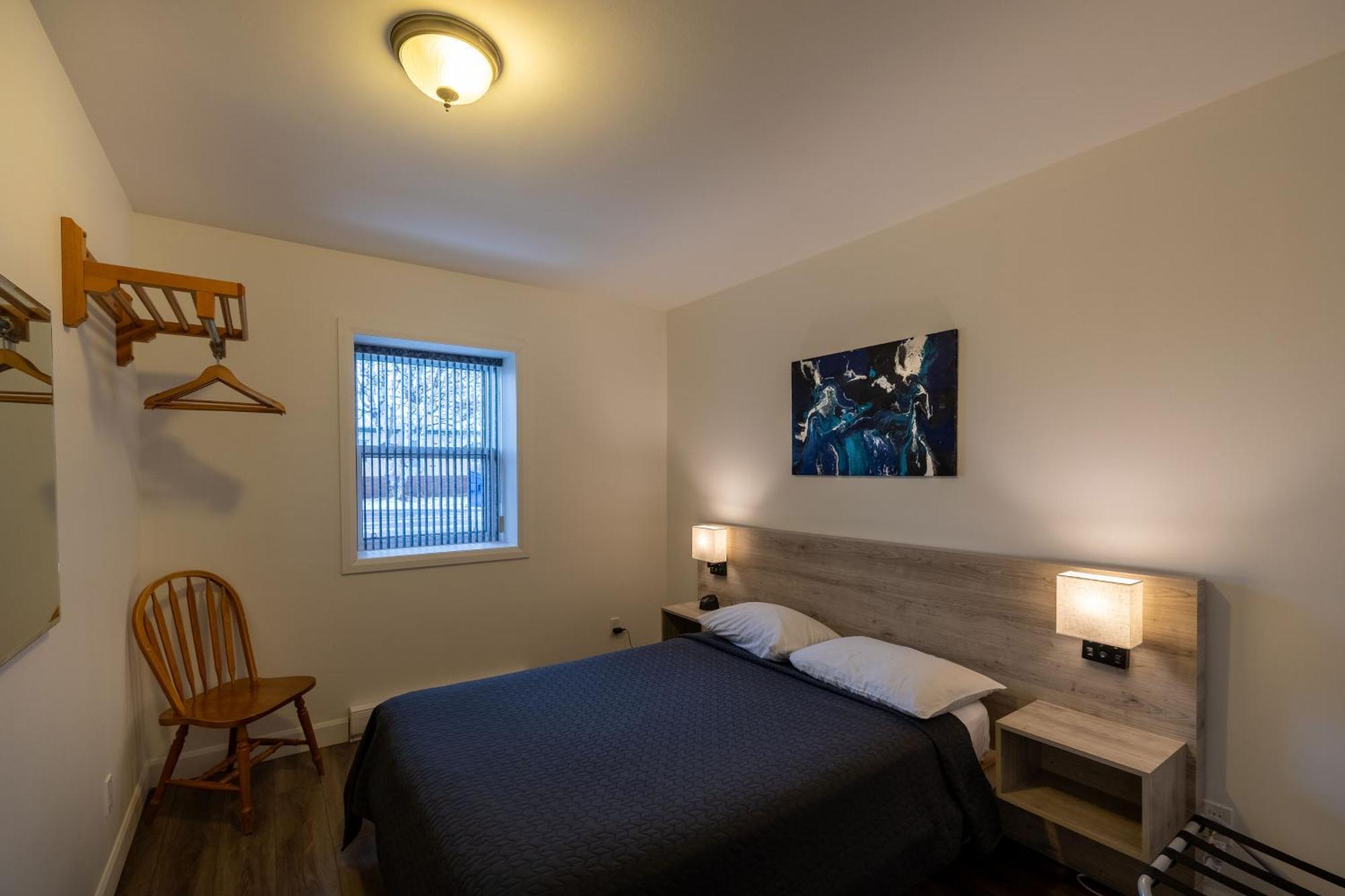 Motel Et Condo Chez Charley Sainte-Anne-de-Beaupré Eksteriør bilde